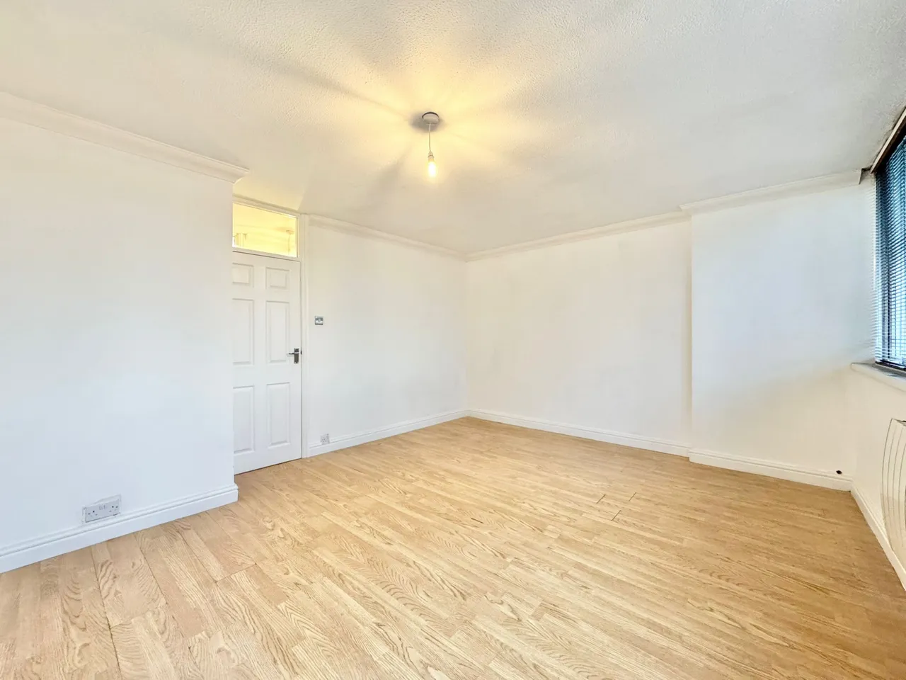 Swanston Grange, Dunstable Road, Luton, LU4, photo 6