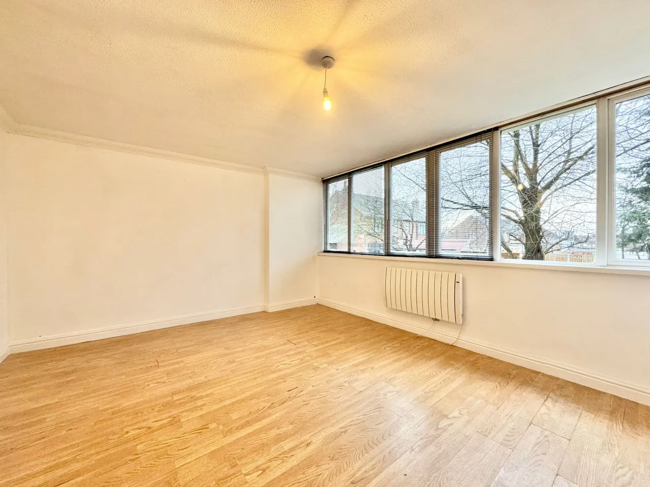 Swanston Grange, Dunstable Road, Luton, LU4, photo 7