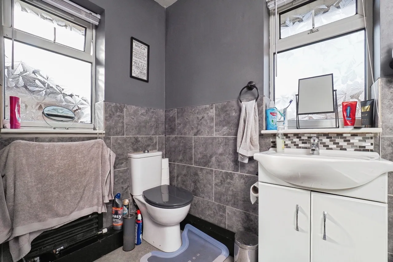 Holly Close, Hucknall, Nottingham, Nottinghamshire, NG15, photo 11