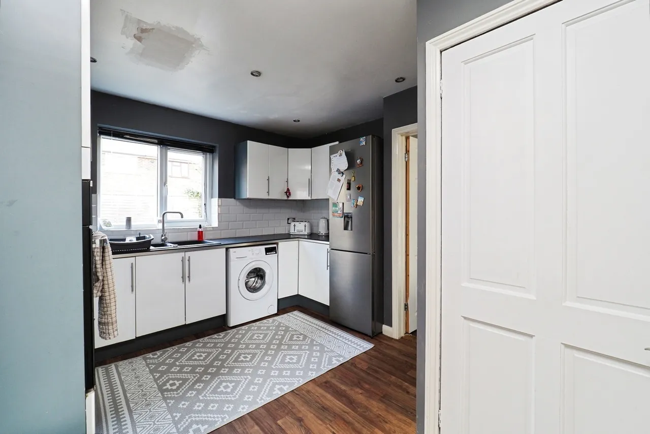 Holly Close, Hucknall, Nottingham, Nottinghamshire, NG15, photo 5