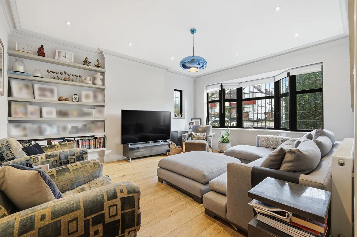 Hendon Lane, London, N3, photo 6