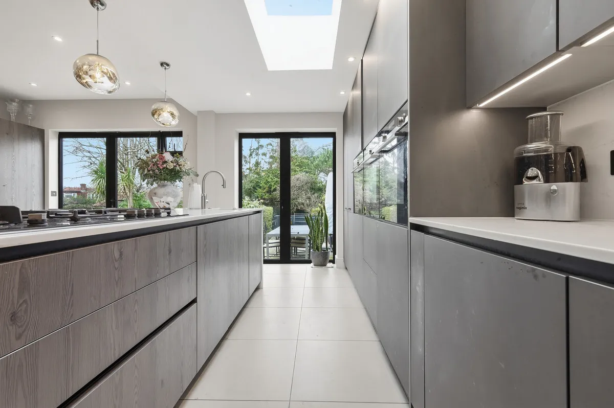 Hendon Lane, London, N3, photo 4