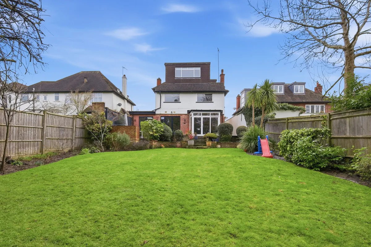 Hendon Lane, London, N3, photo 26