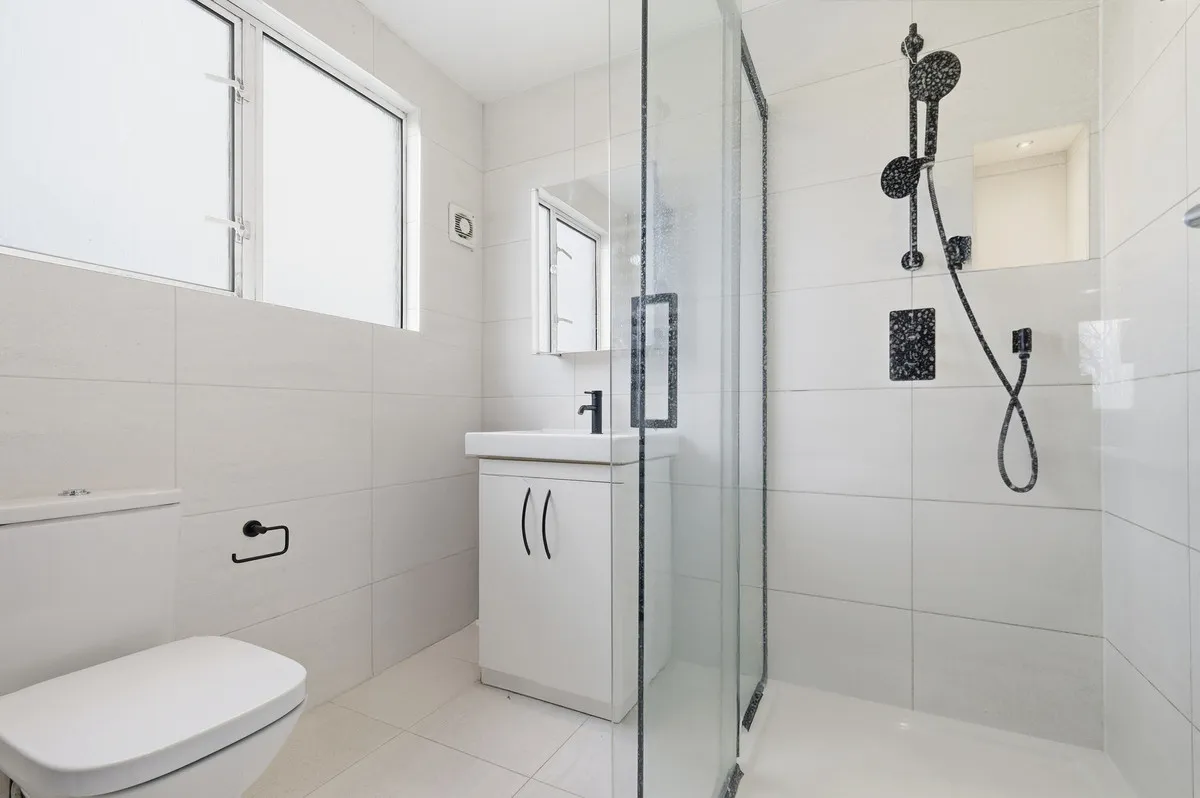 Hendon Lane, London, N3, photo 22
