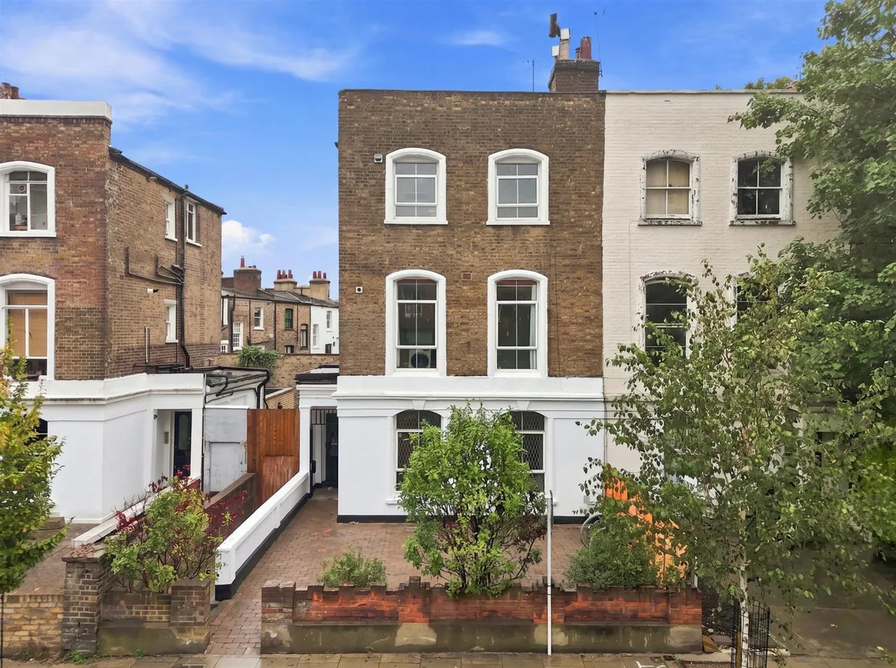 3 bed flat for sale, Southgate Road, London, N1