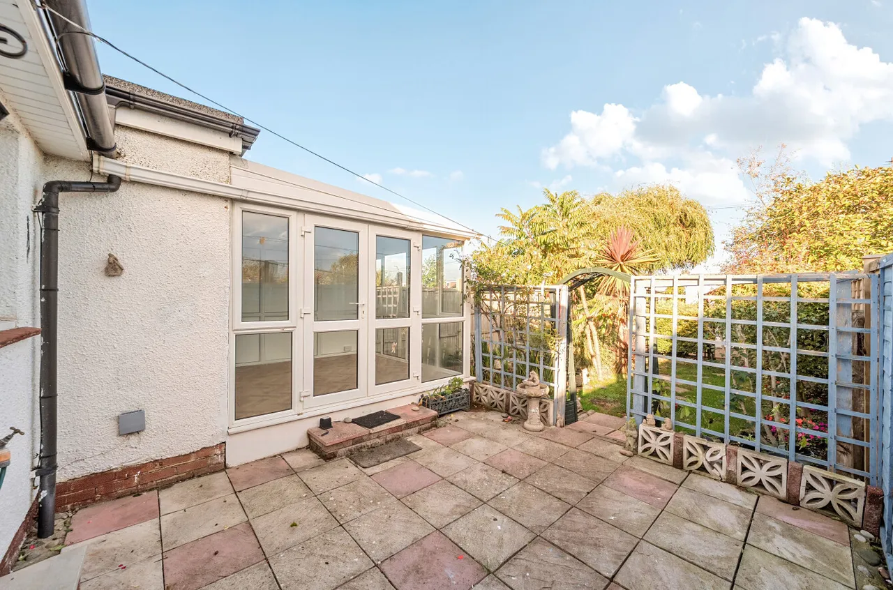 George V Avenue, Lancing, BN15, photo 15