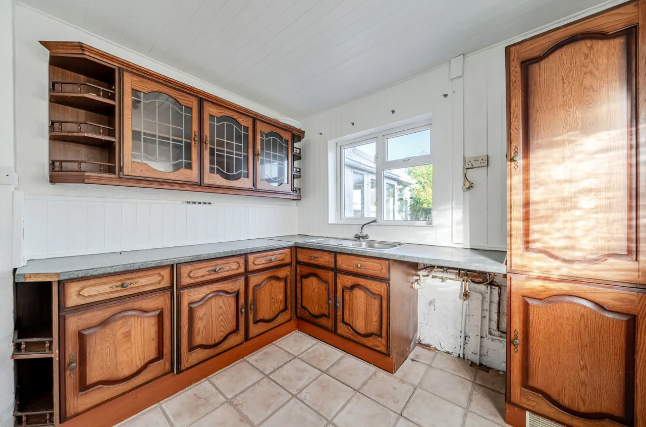 George V Avenue, Lancing, BN15, photo 5