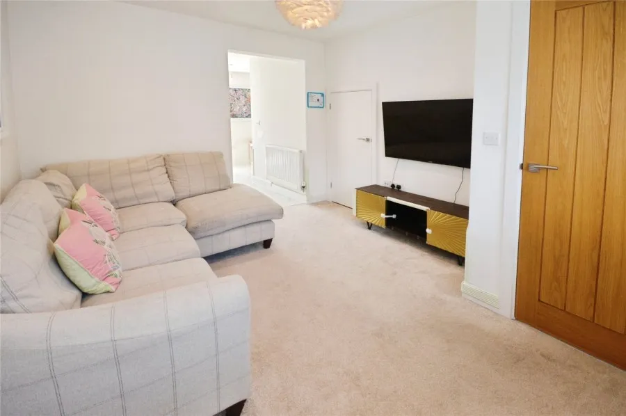 House Under Offer with 2 bedrooms in Stansted, CM24, photo 13