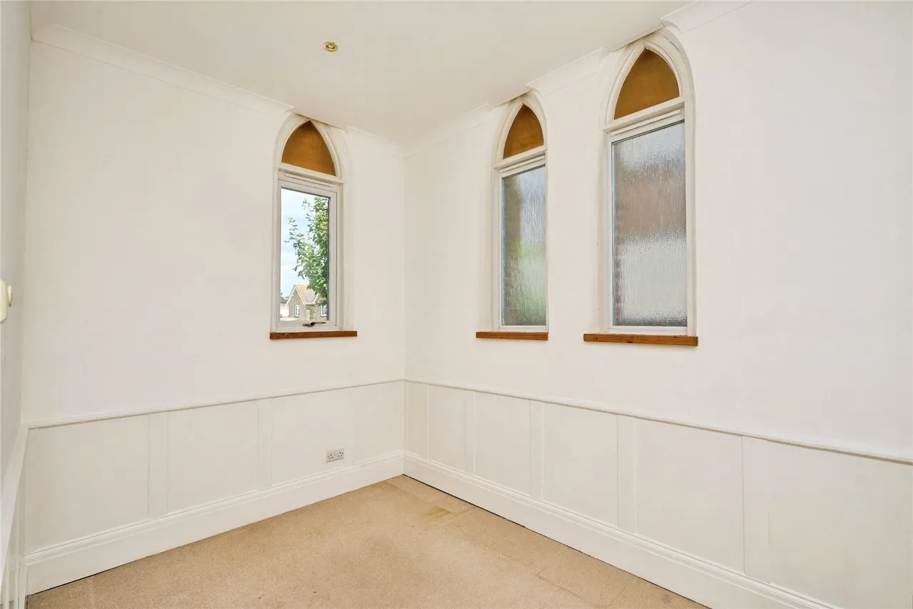 Heath Road, Sandown, PO36, photo 12