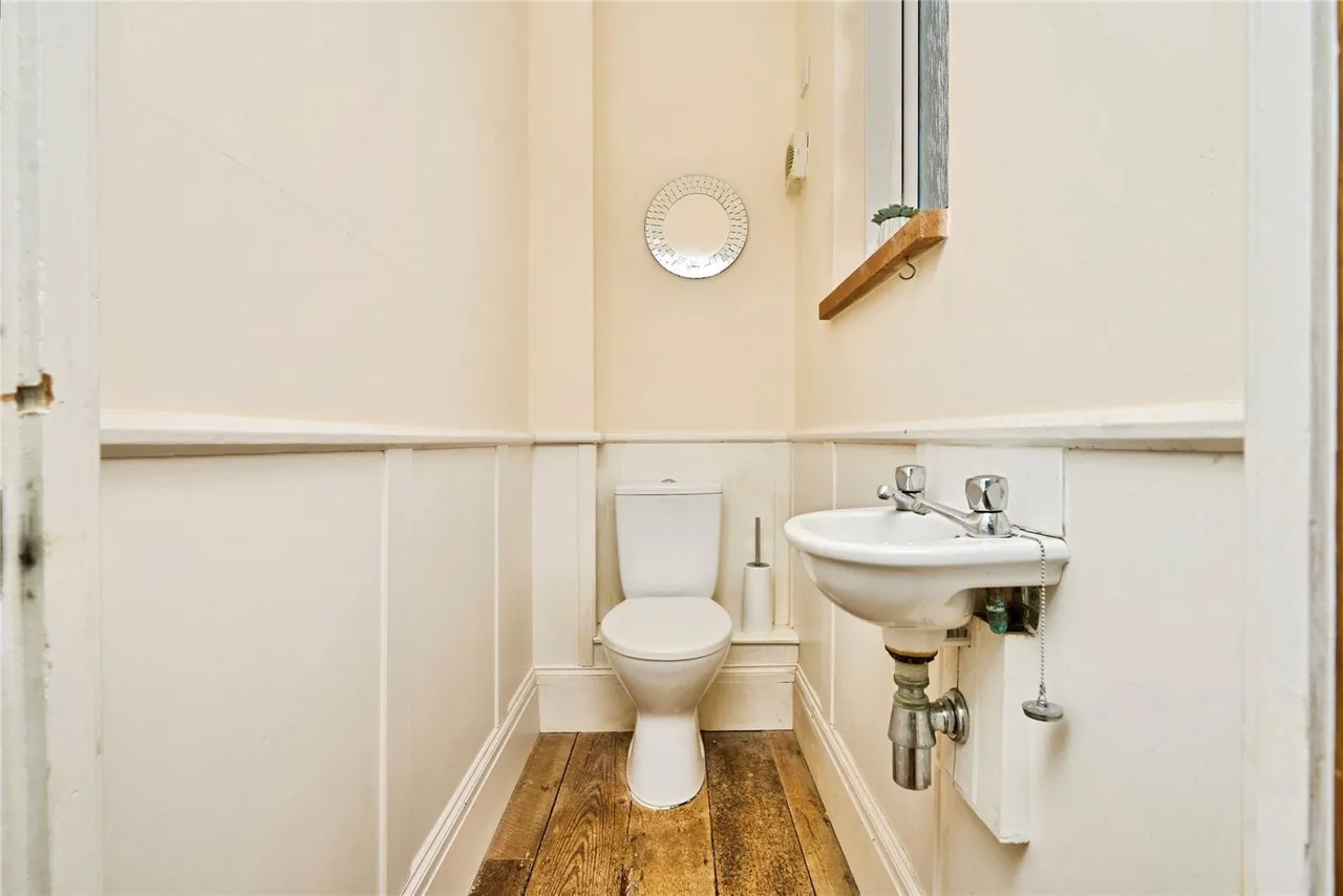 Heath Road, Sandown, PO36, photo 31