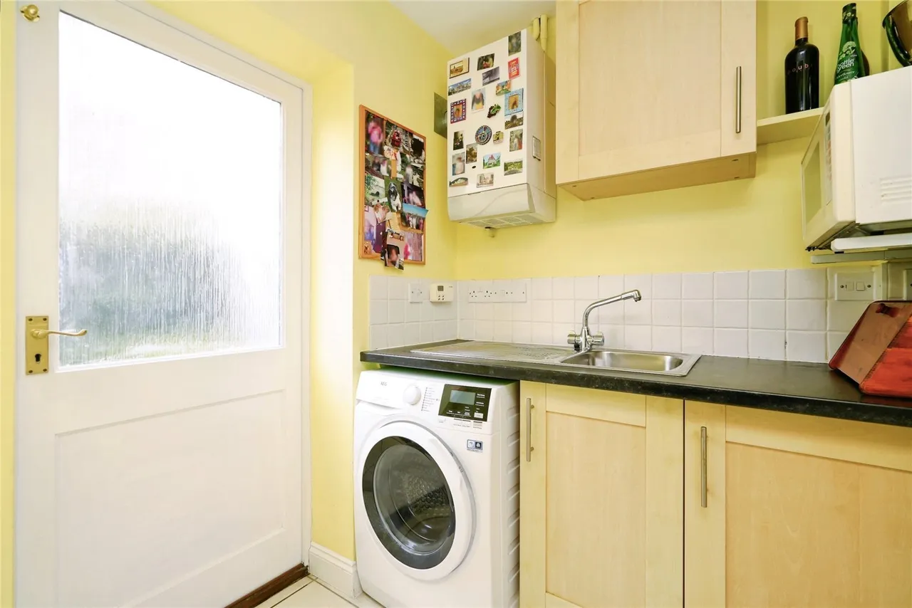 Avro Road, Upper Rissington, GL54, photo 17