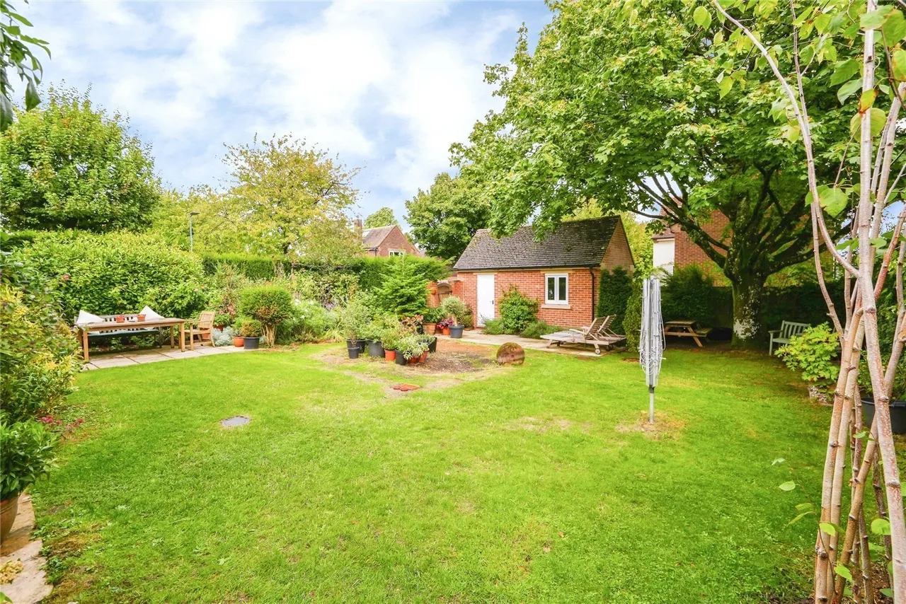 Avro Road, Upper Rissington, GL54, photo 8