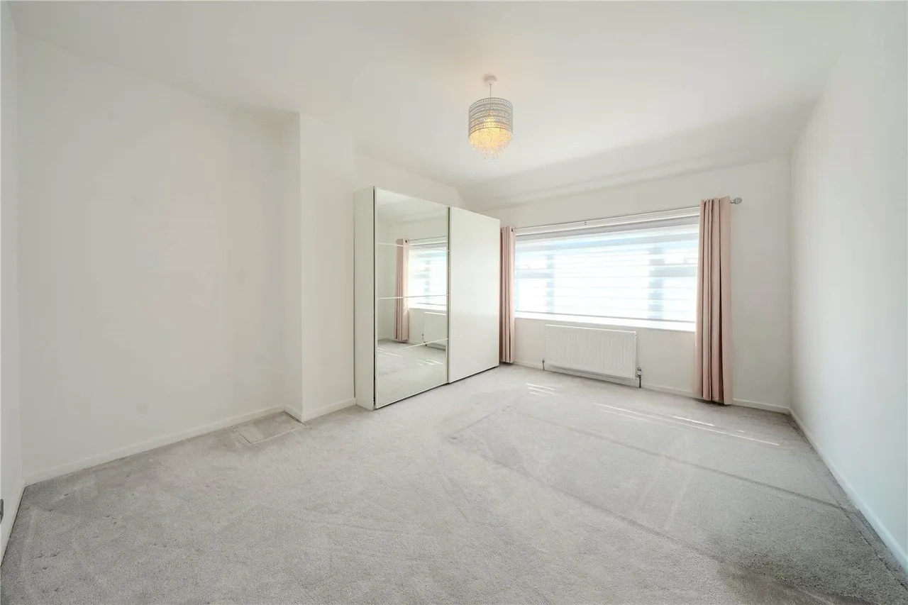 West Lea Gardens, Leeds, LS17, photo 6