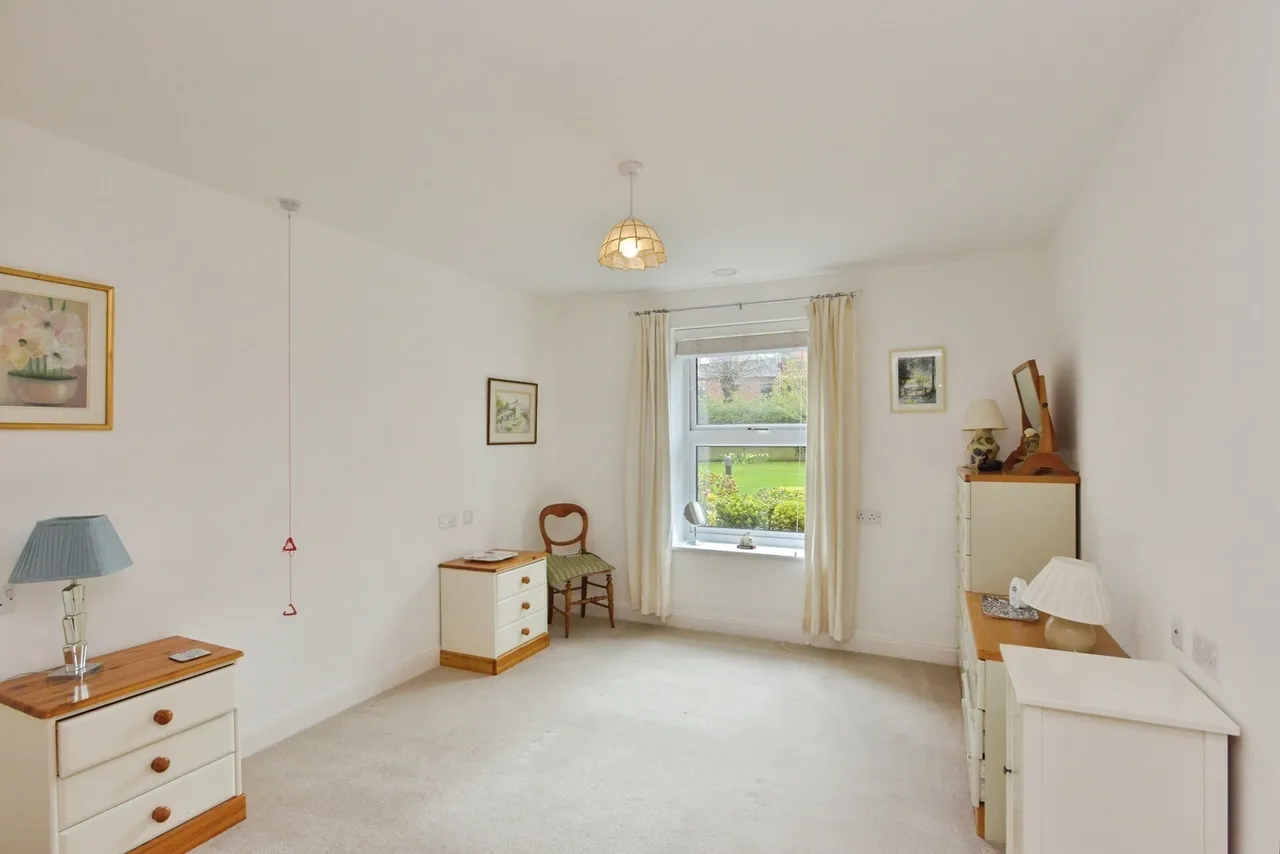 St. Giles Mews, Stony Stratford, Milton Keynes, Buckinghamshire, MK11, photo 15