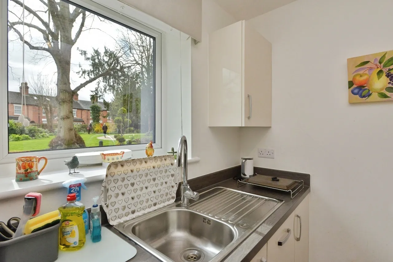 St. Giles Mews, Stony Stratford, Milton Keynes, Buckinghamshire, MK11, photo 13