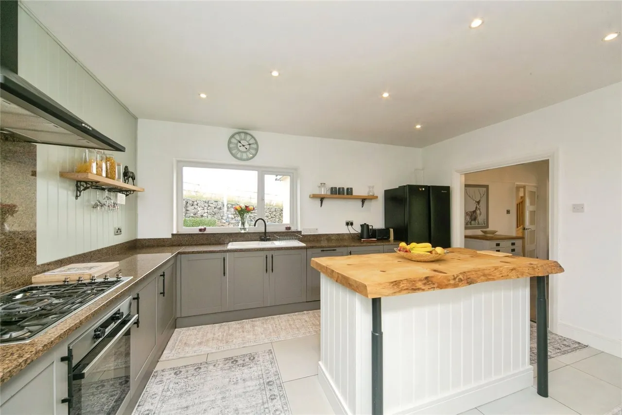 Bryn Pydew Road, Llandudno Junction, LL31, photo 5