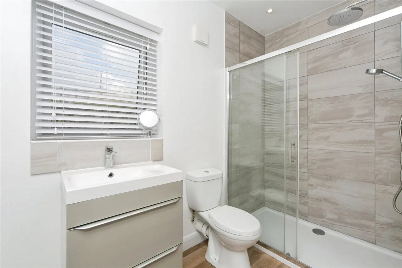 Bryn Pydew Road, Llandudno Junction, LL31, photo 9