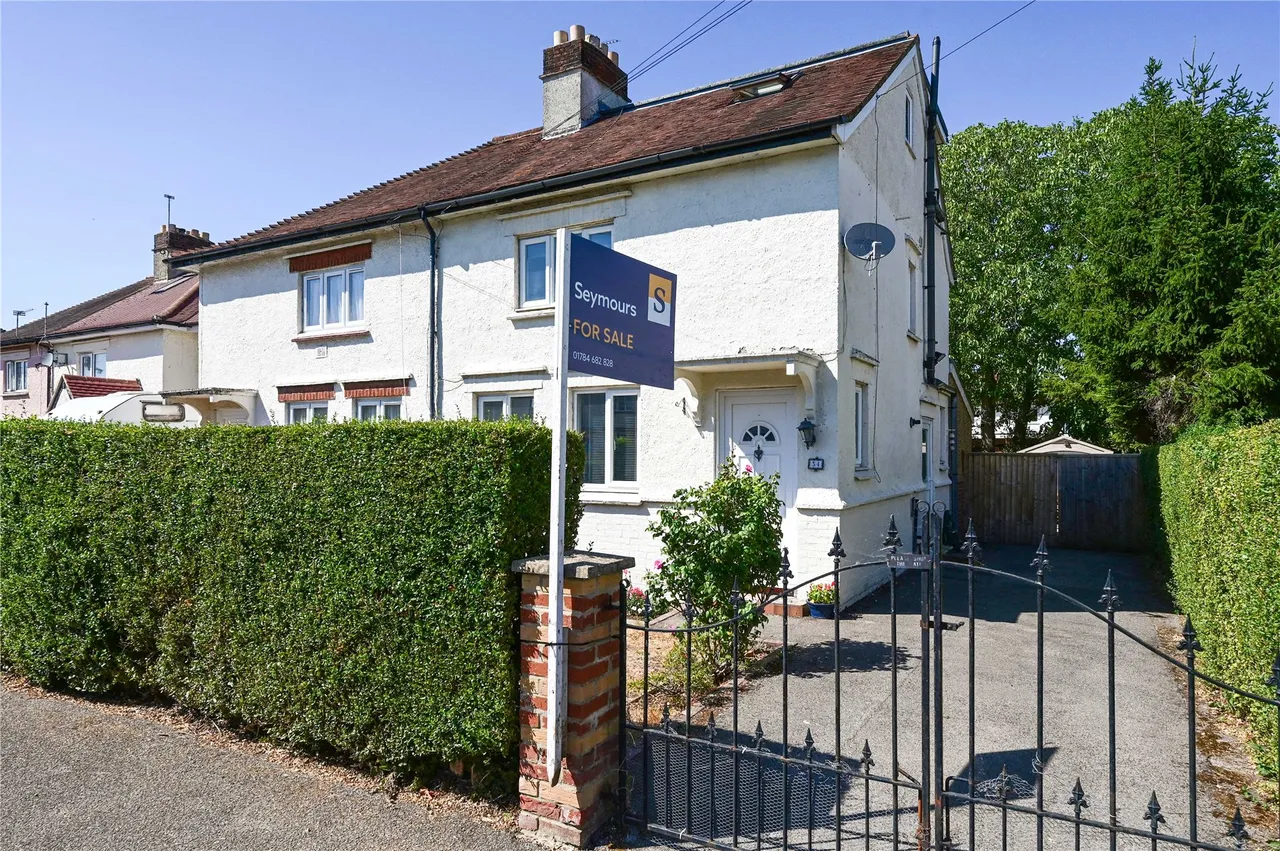 4 bed house for sale, Worple Avenue, Staines, TW18