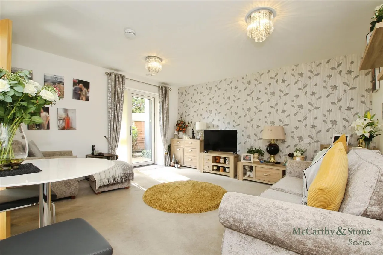 2 bed flat for sale, Princes Road, Chelmsford, CM2