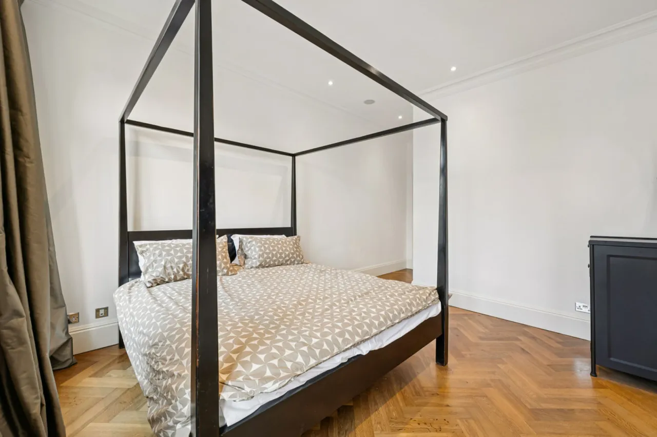 South Audley Street, London, W1K, photo 13