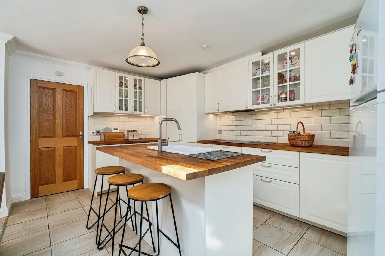 Longwater Lane, Norwich, Norfolk, NR5, photo 6