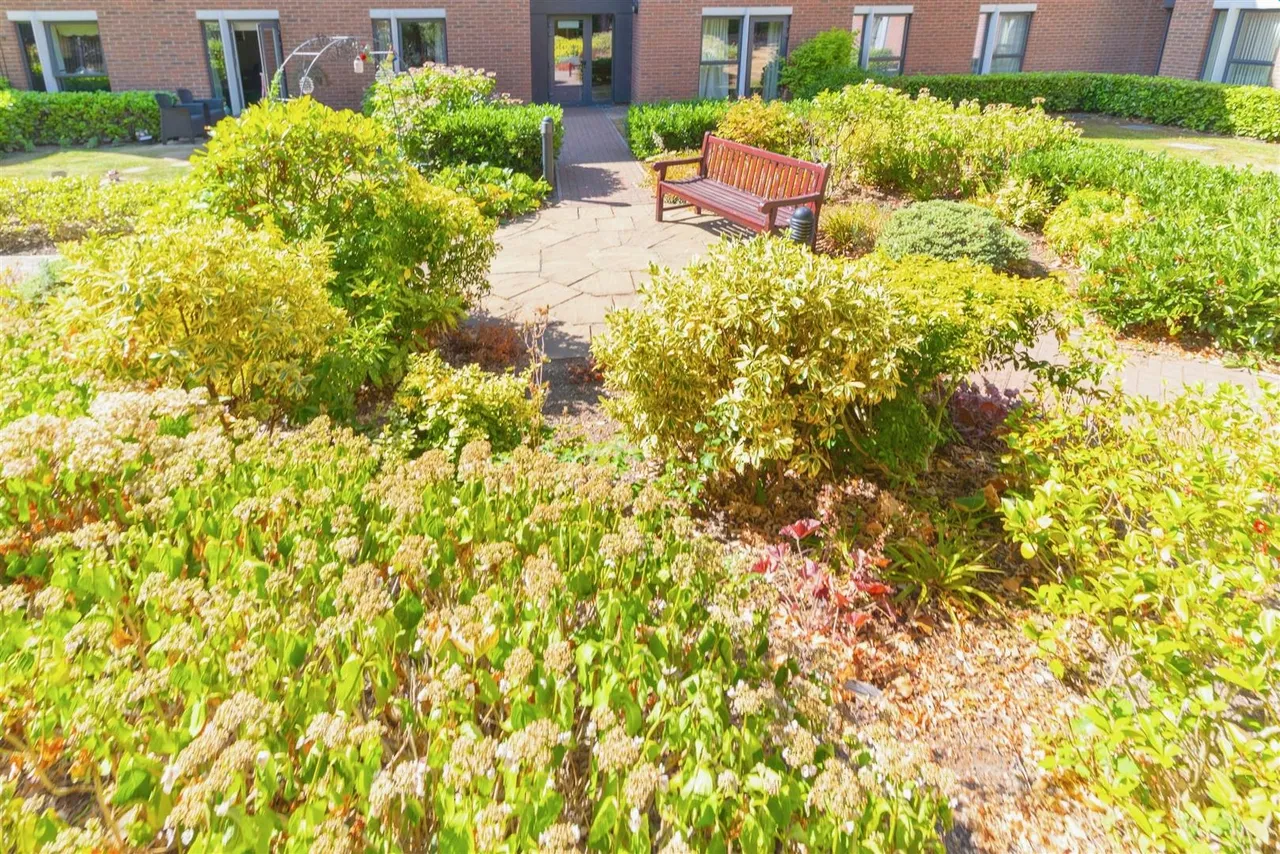 Little Glen Road, Glen Parva, LE2, photo 23
