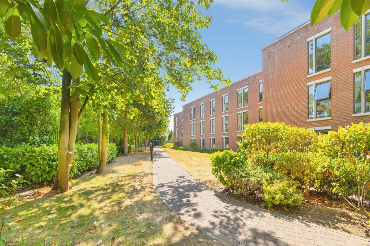 Little Glen Road, Glen Parva, LE2, photo 26
