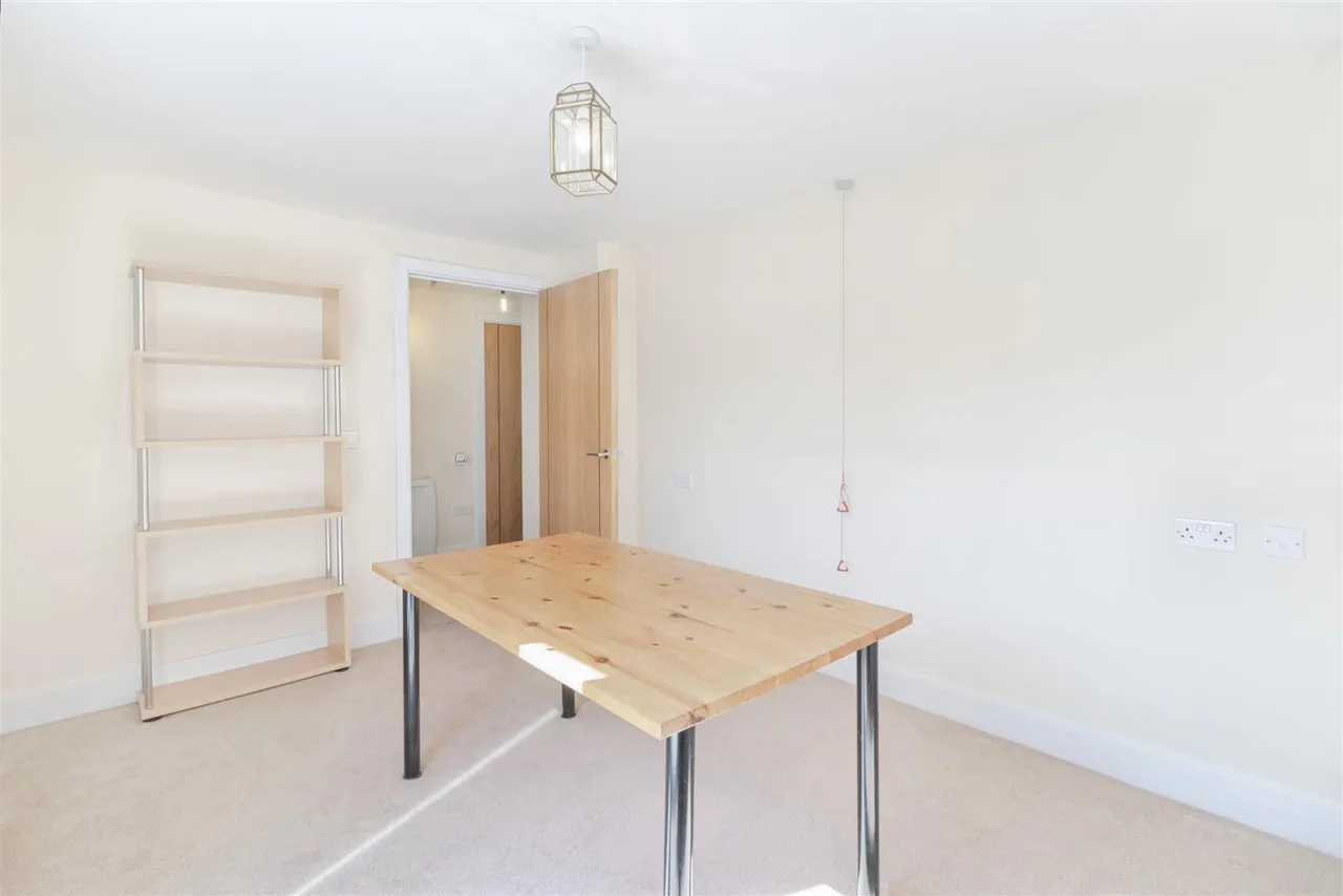 Little Glen Road, Glen Parva, LE2, photo 15
