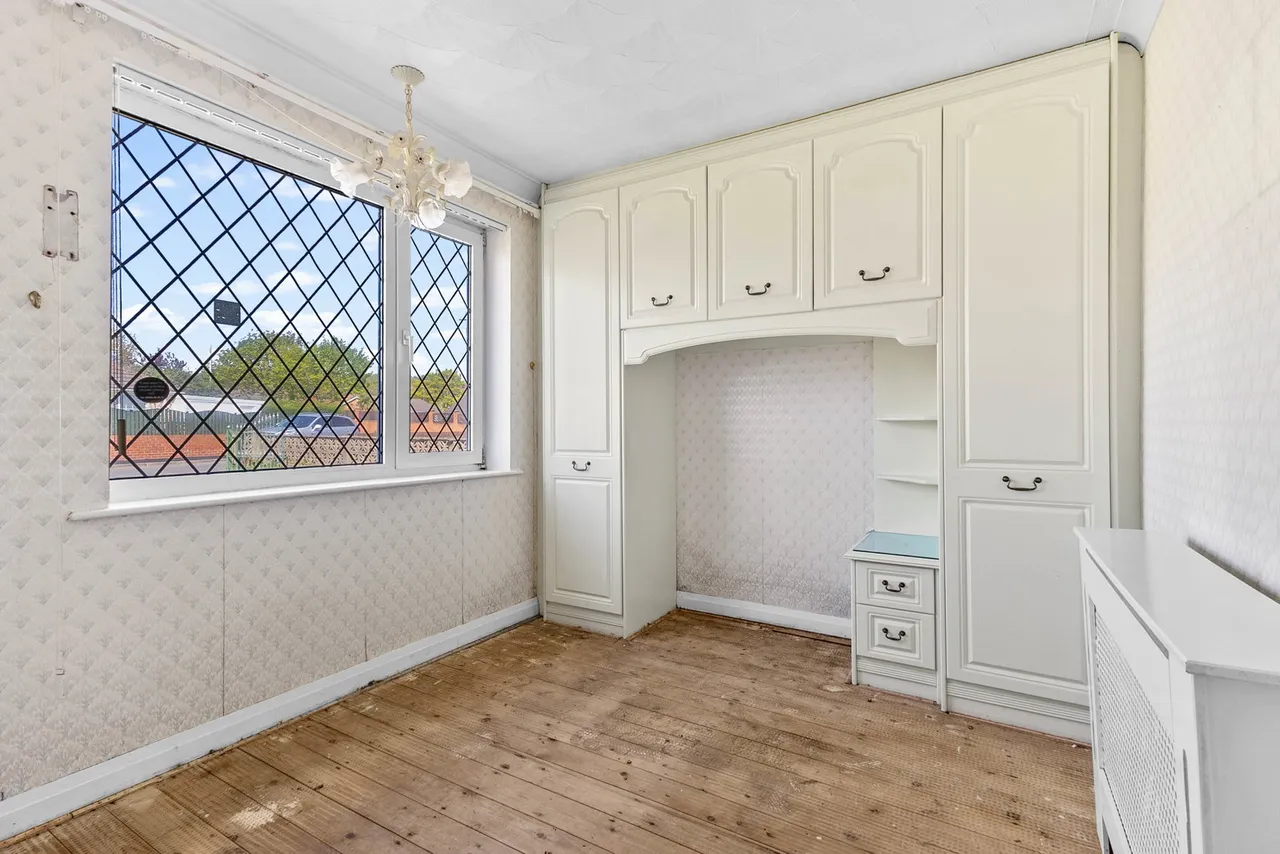St. Ives Close, Pontefract, WF8, photo 12