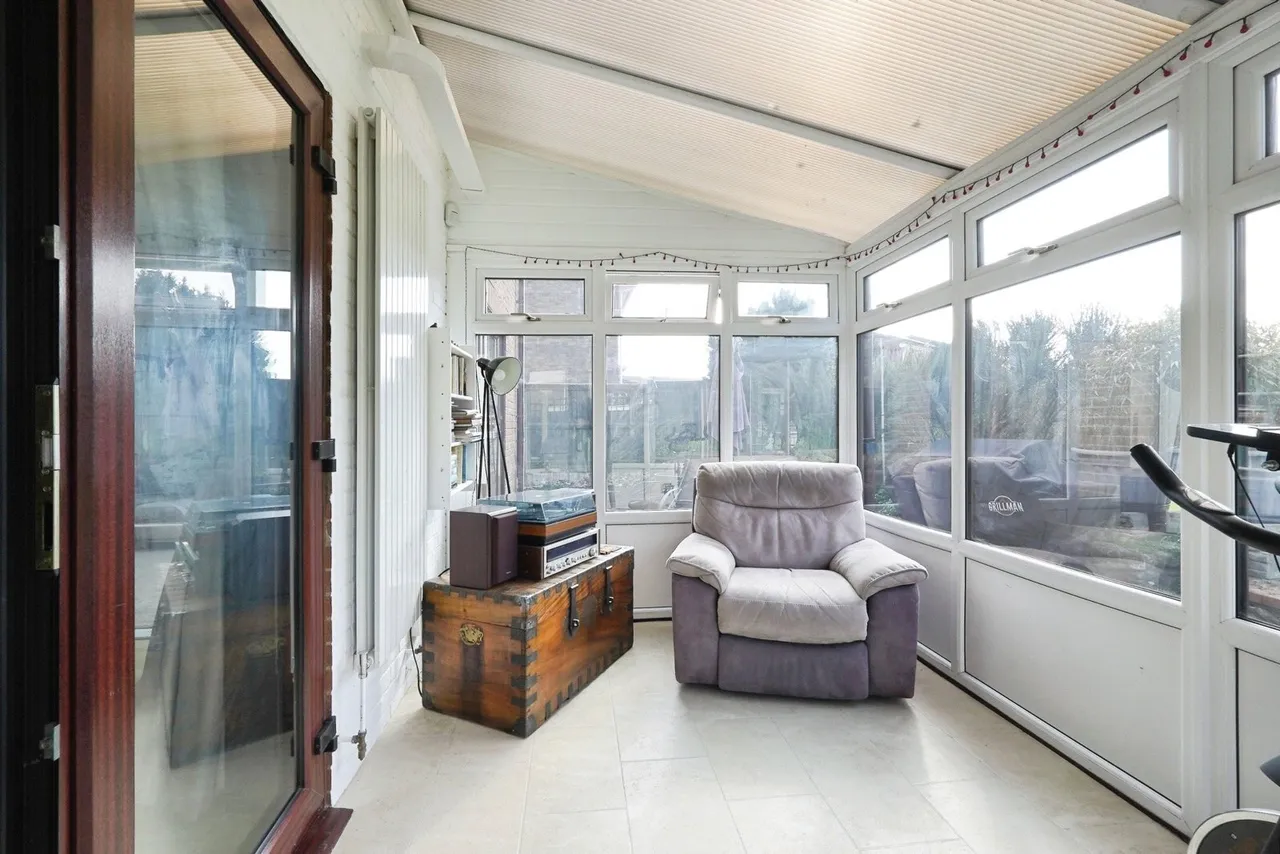Cranleigh Drive, Whitfield, Dover, Kent, CT16, photo 15