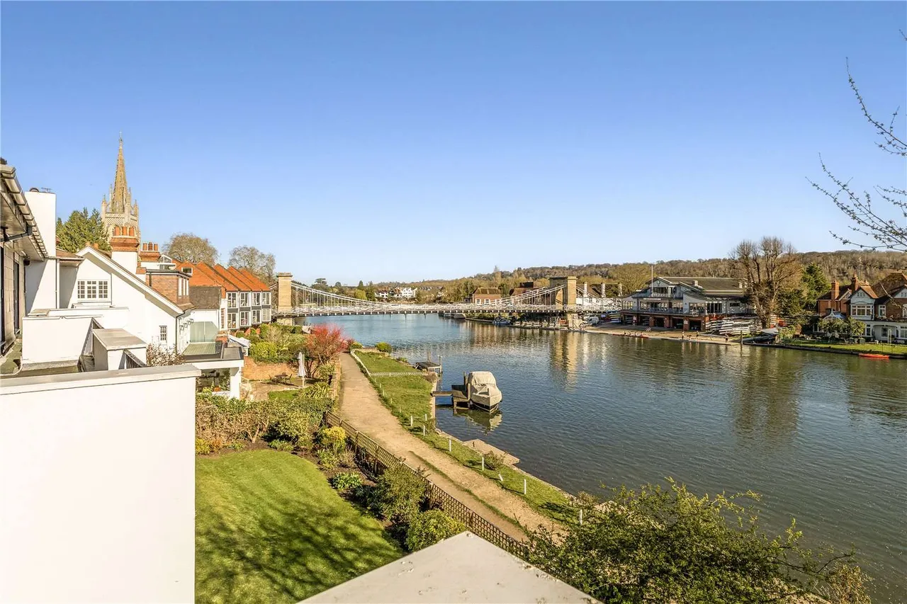 Dunstable House, Riverside, SL7, photo 2