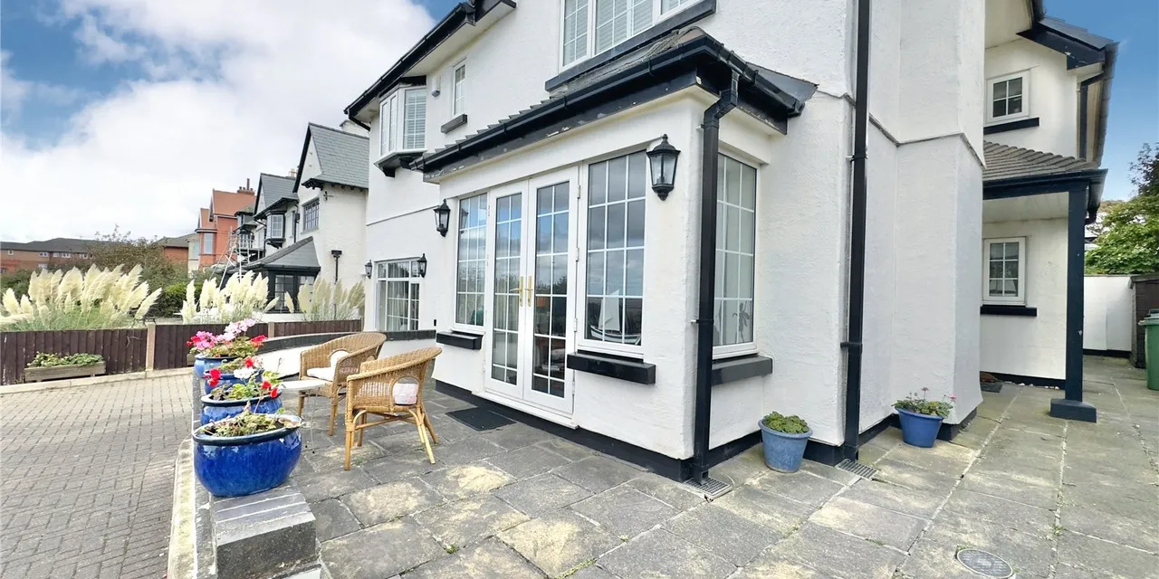 North Parade, Hoylake, CH47, photo 29