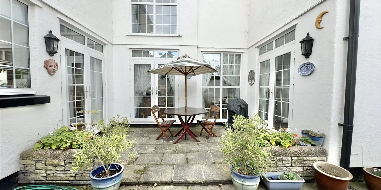 North Parade, Hoylake, CH47, photo 7