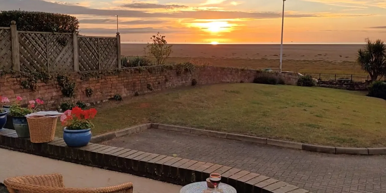 North Parade, Hoylake, CH47, photo 34