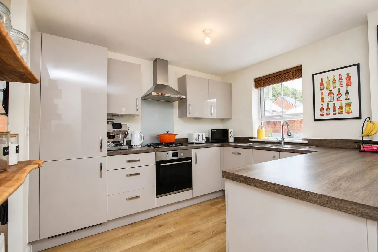 Haybob Road, Thornbury, photo 4
