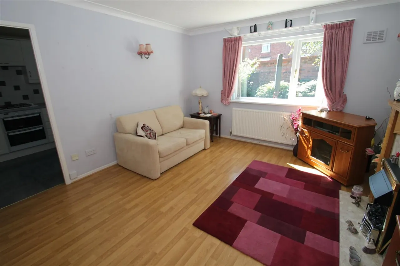 Stourbridge Road, Halesowen, photo 11