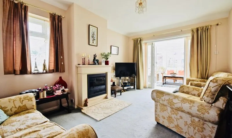 Petters Road, Ashtead, KT21, photo 5