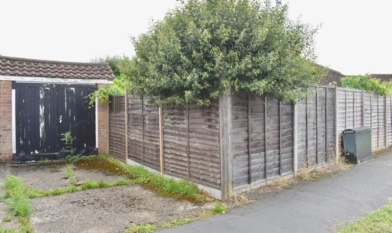 Petters Road, Ashtead, KT21, photo 13