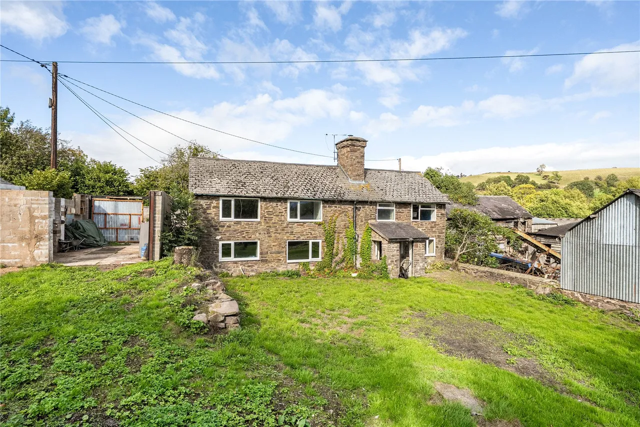 3 bed house for sale, Whitcott Keysett, Clun, SY7