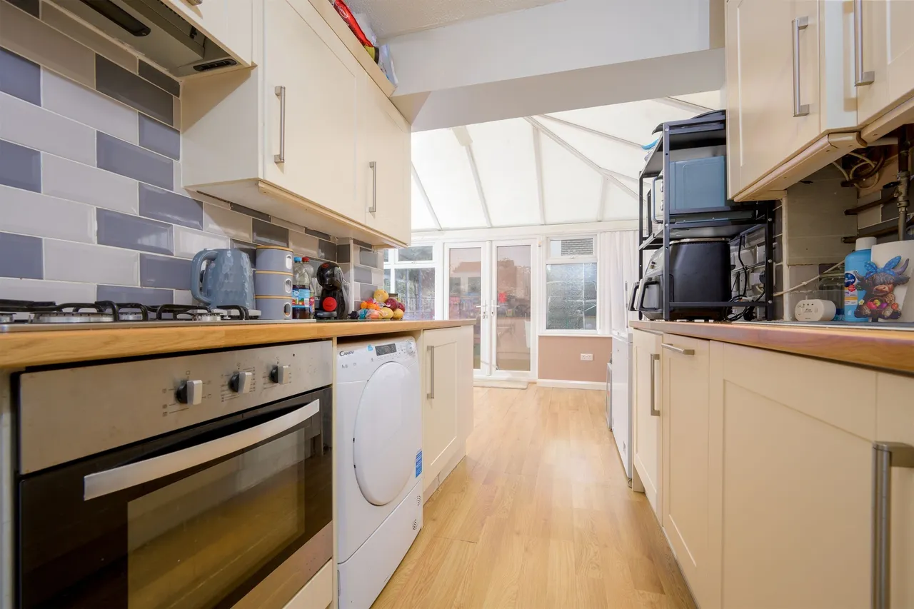 Blenheim Way, Kettering, NN15, photo 4