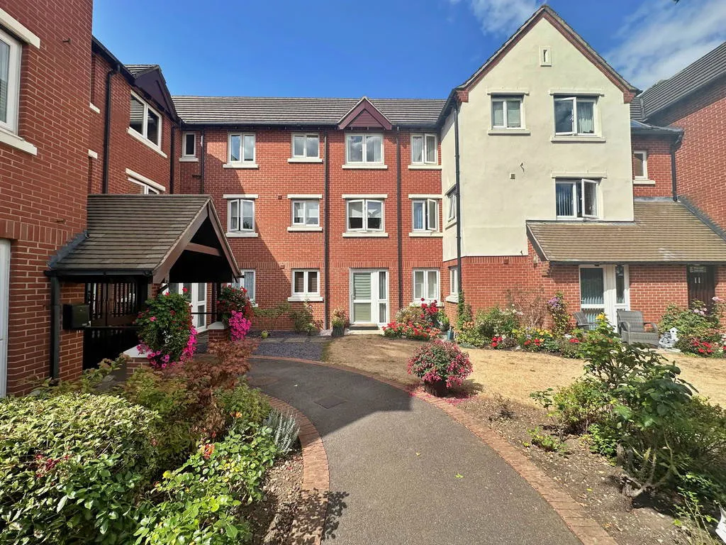 1 bed flat for sale — Curie Close, Rugby, CV21 3PF