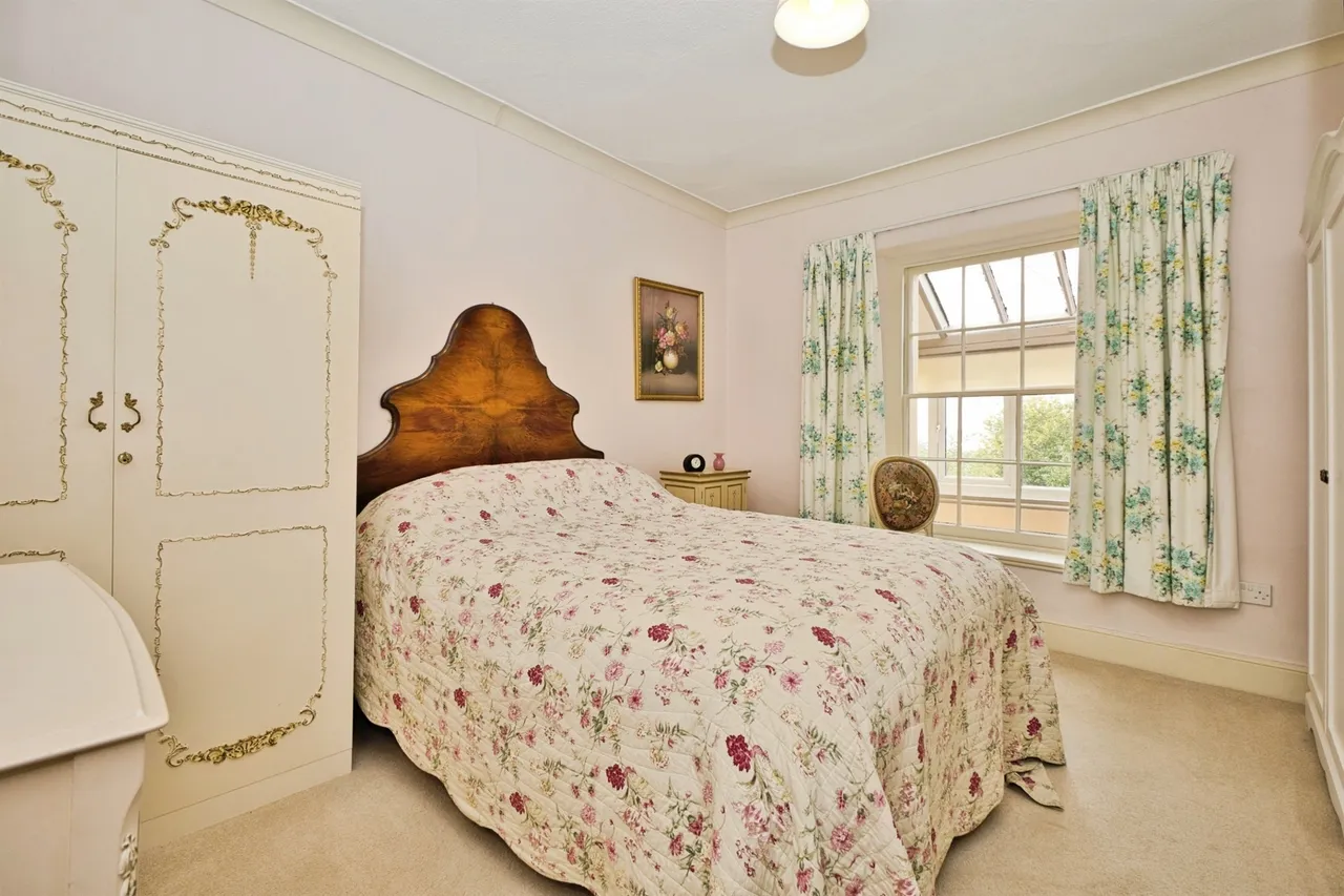 Hendford Hill, Yeovil, BA20, photo 16
