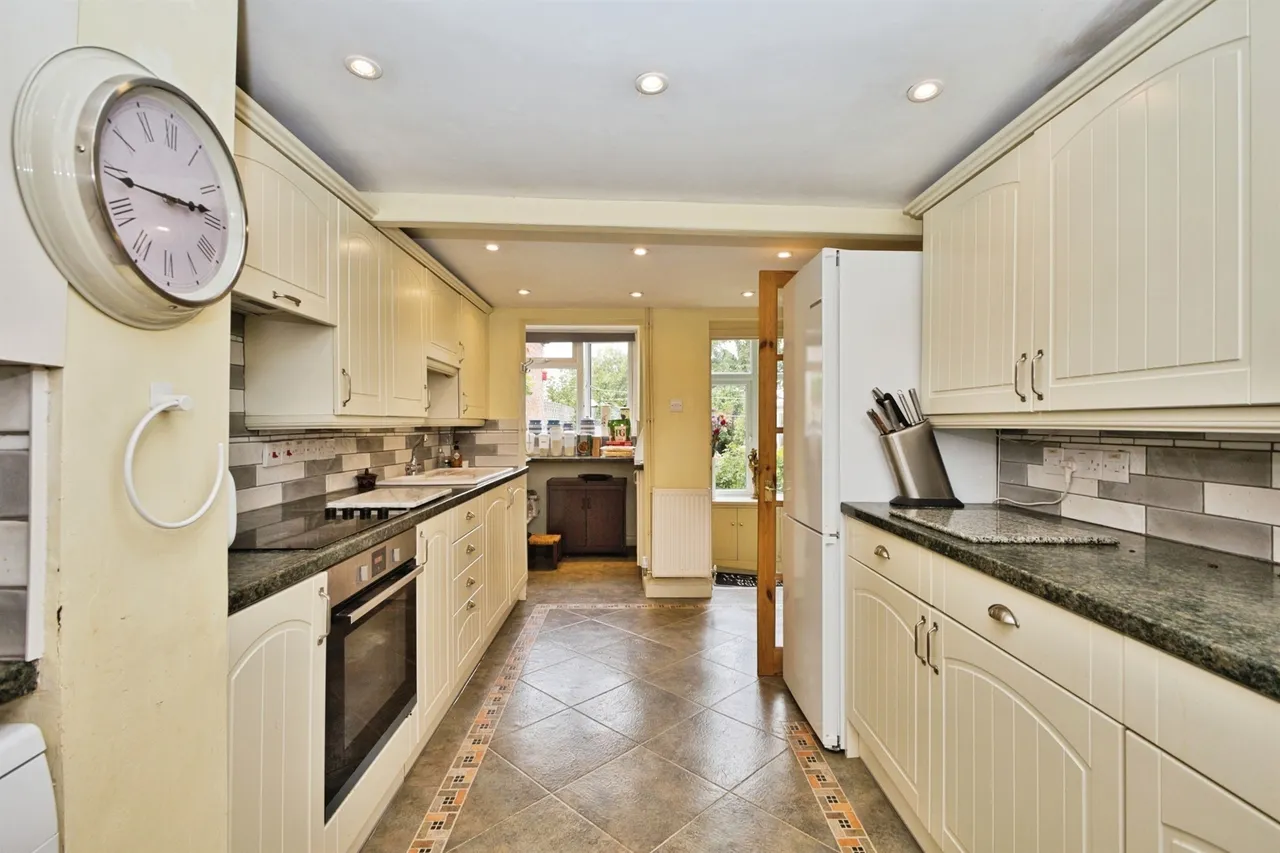 Hendford Hill, Yeovil, BA20, photo 5