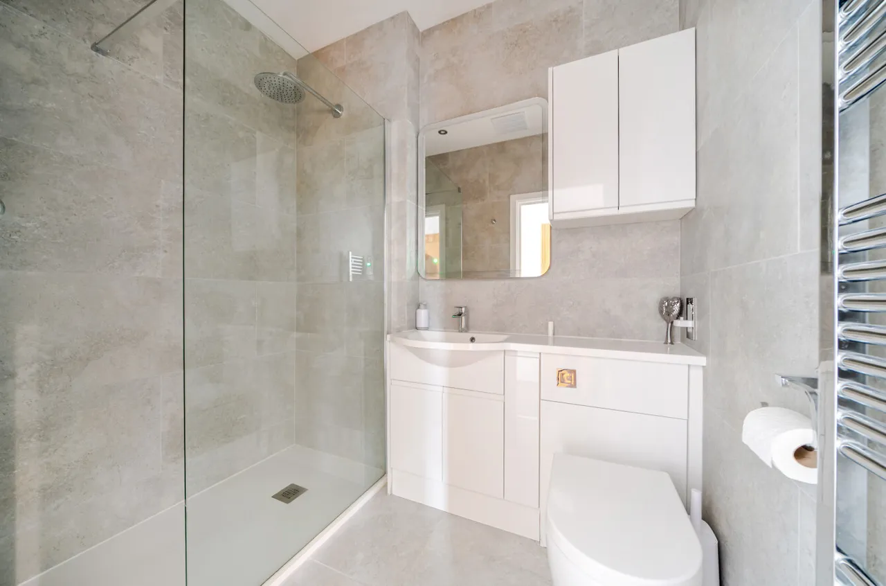 Penthouse Apartment, The Canalside, PO1, photo 11