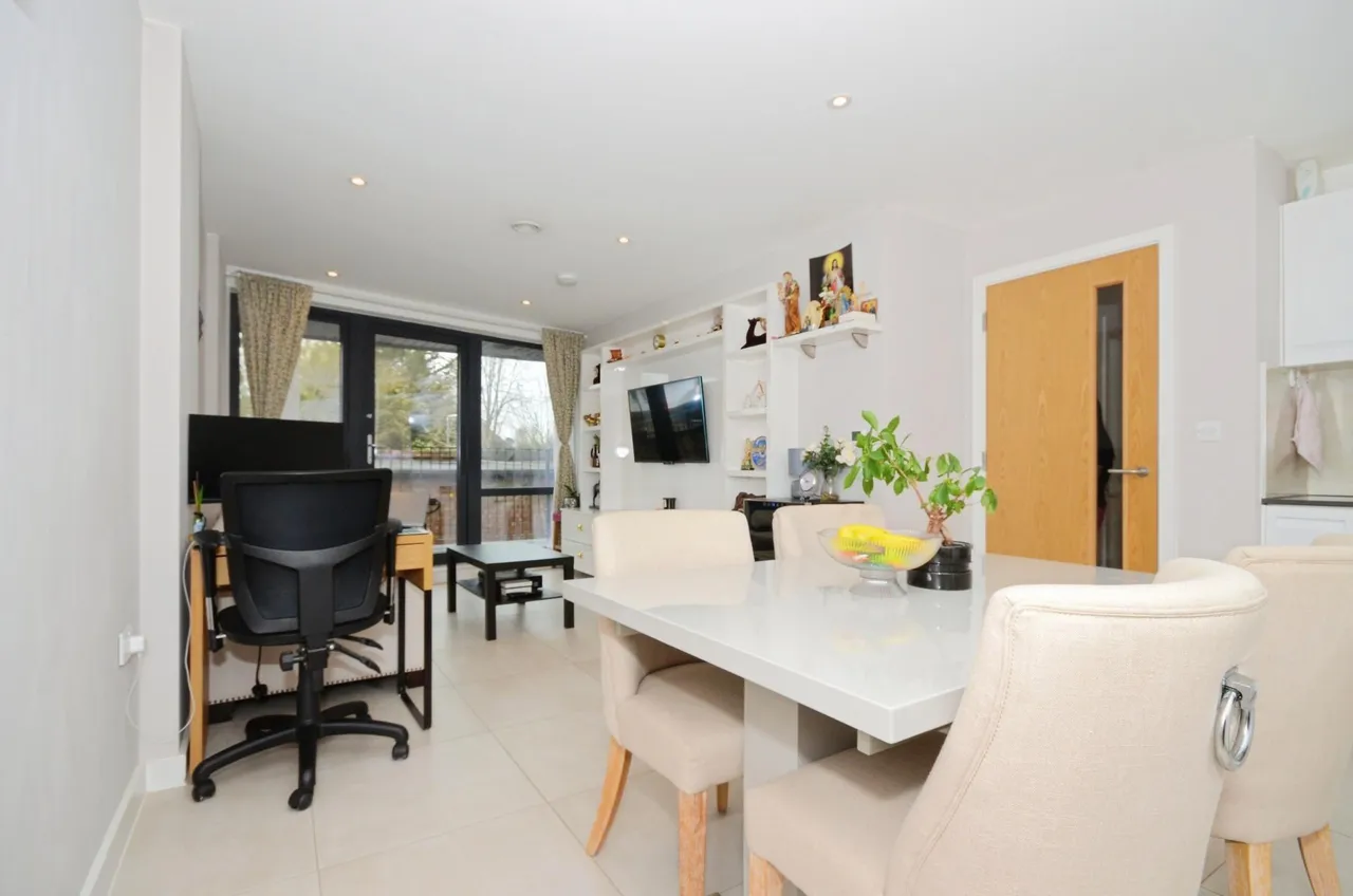 Alexandra Avenue, Harrow, HA2, photo 8