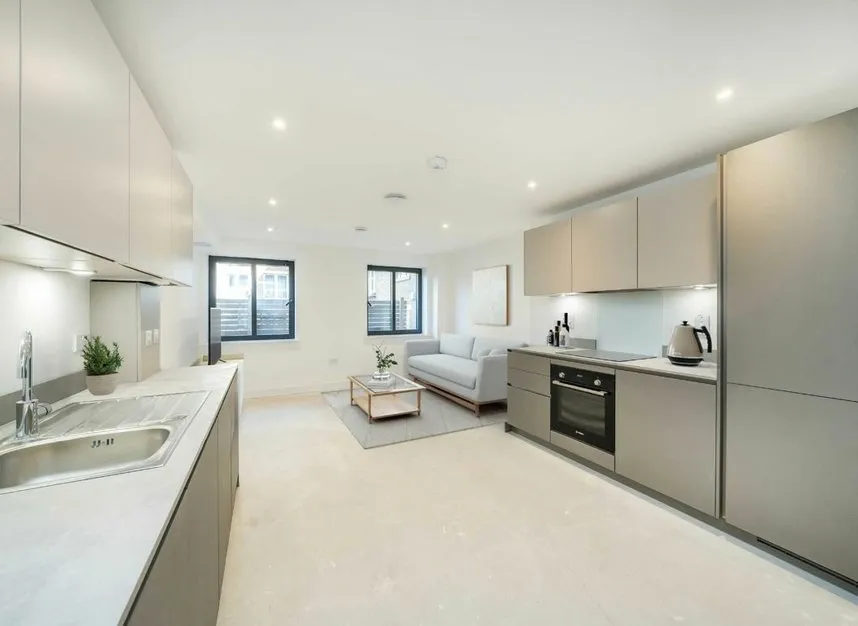 1 bed flat for sale — Chatfield Road, Battersea, SW11