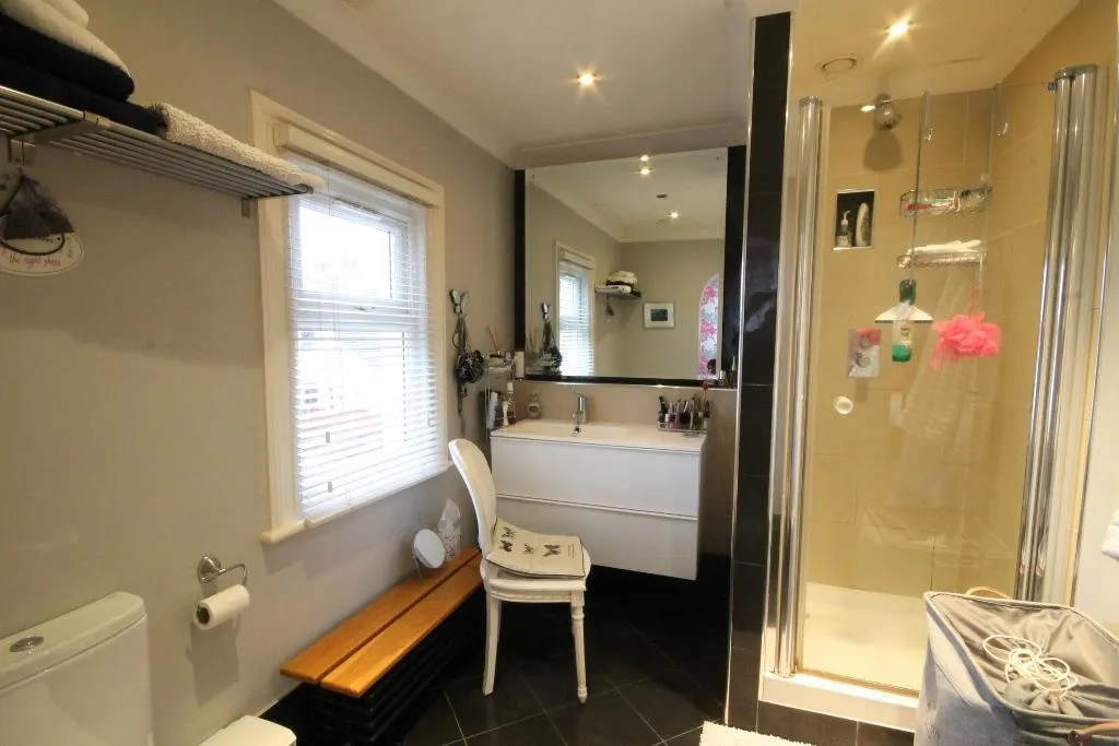 Worple Road, Leatherhead, KT22, photo 10