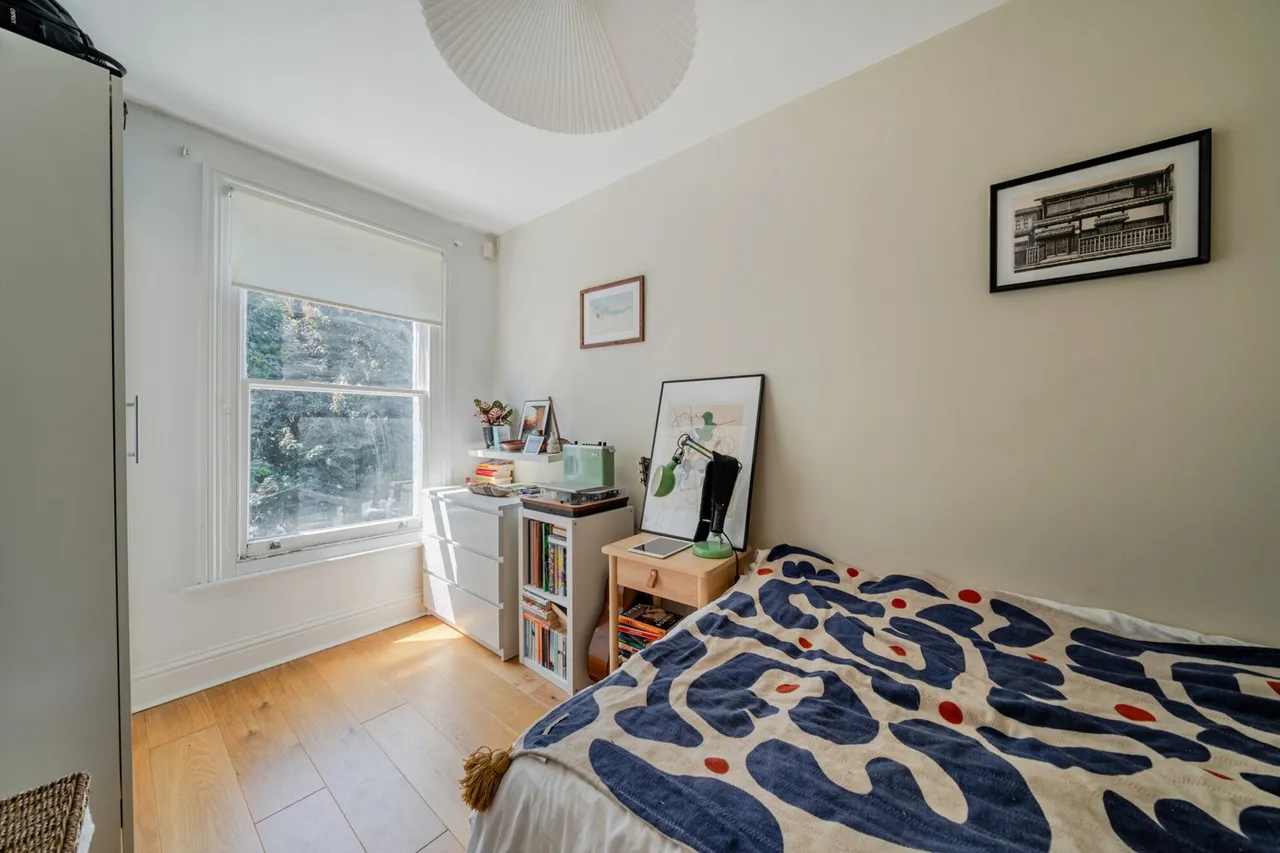 Vicarage Grove, SE5, photo 21