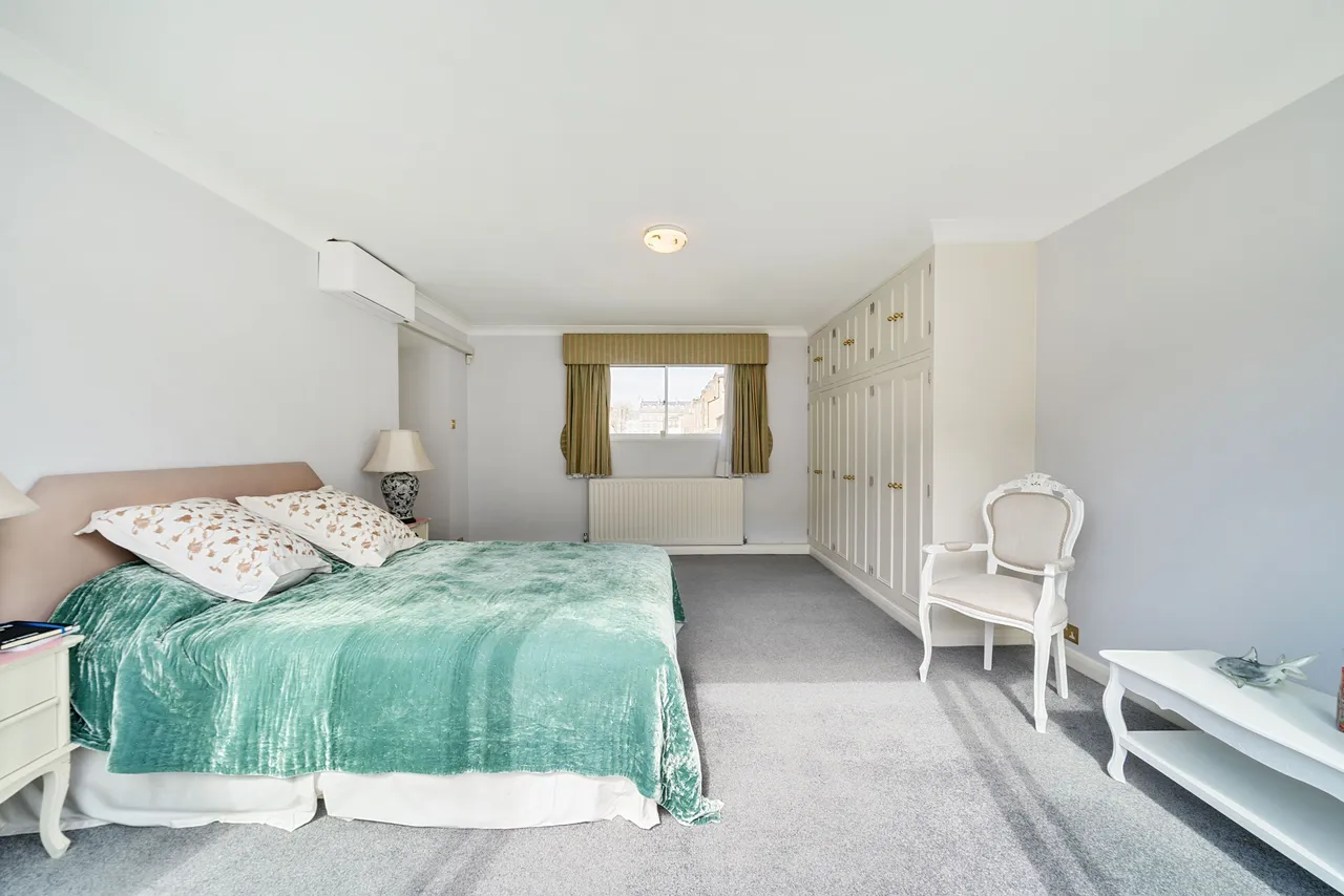Voysey House, 2a Queens Gate Terrace, London, photo 7