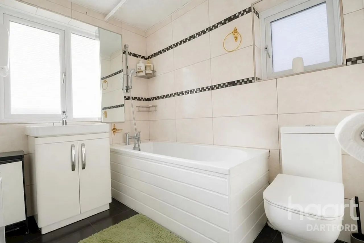 Swaledale Road, Dartford, DA2, photo 10